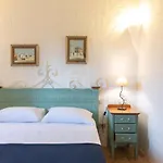 Il Glicine Cala Lupo